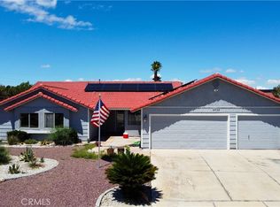 15520 Via Montego St, Hesperia, CA 92345