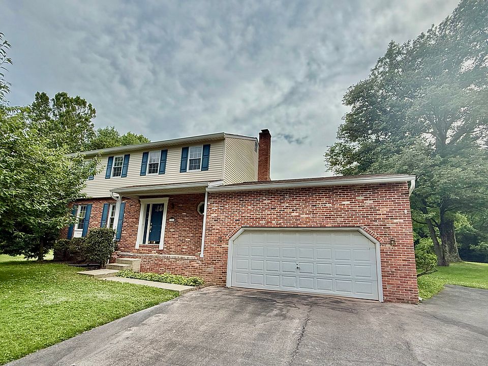 Front of the 
home.