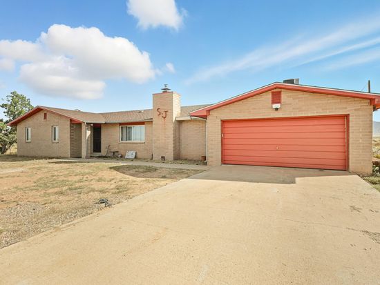 65 Mallette Dr, Belen, NM 87002