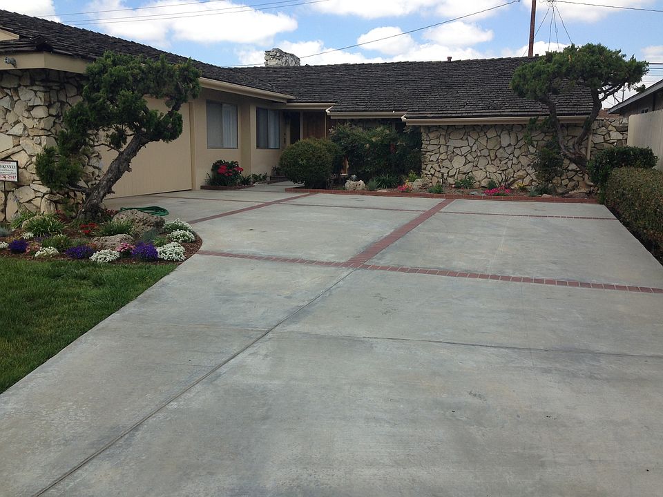 1st image of 4539 Clubhouse Dr