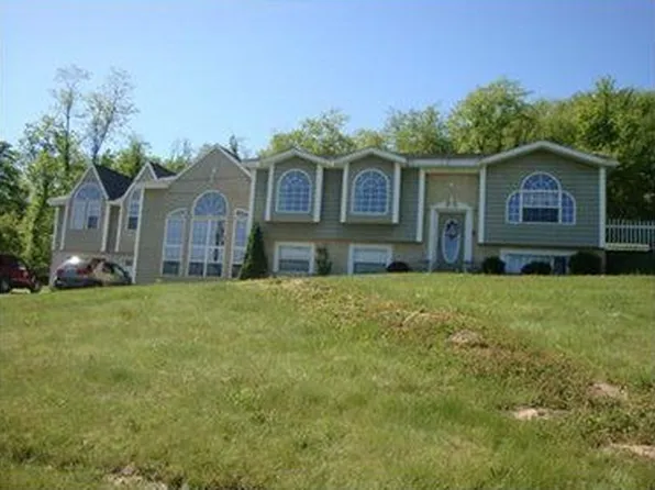 1634 Grindstone Rd, Grindstone, PA 15442