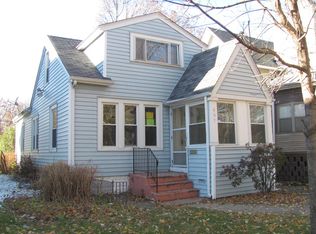 667 S Rosewood Ave, Kankakee, IL