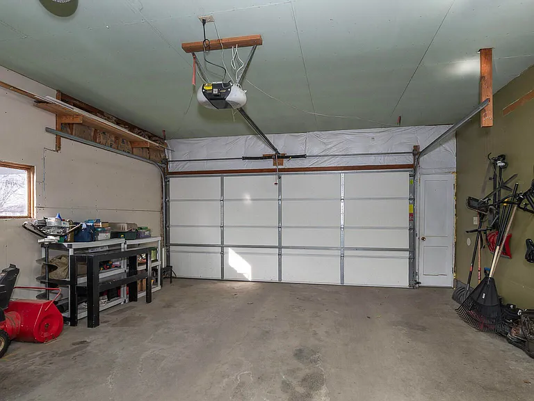 1821 N Washington St — Photo 35
