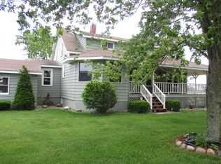 8465 N 700 W, Demotte, IN 46310