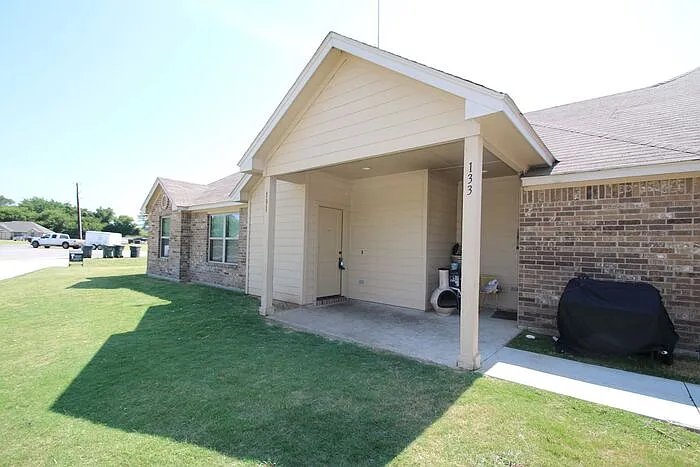 131 Sunburst Ct — Photo 4