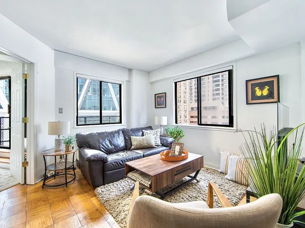 310 W 56th St APT 14E, Manhattan, NY 10019