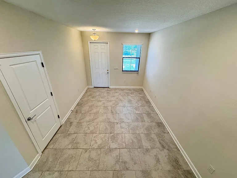 1252 Royal Street George Blvd — Photo 10