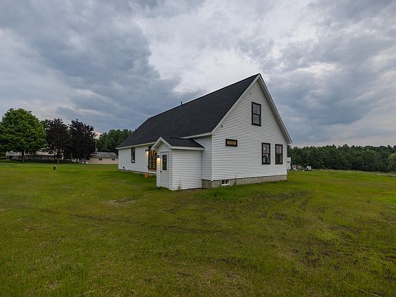 5th image of 319 Harmons Corner Road