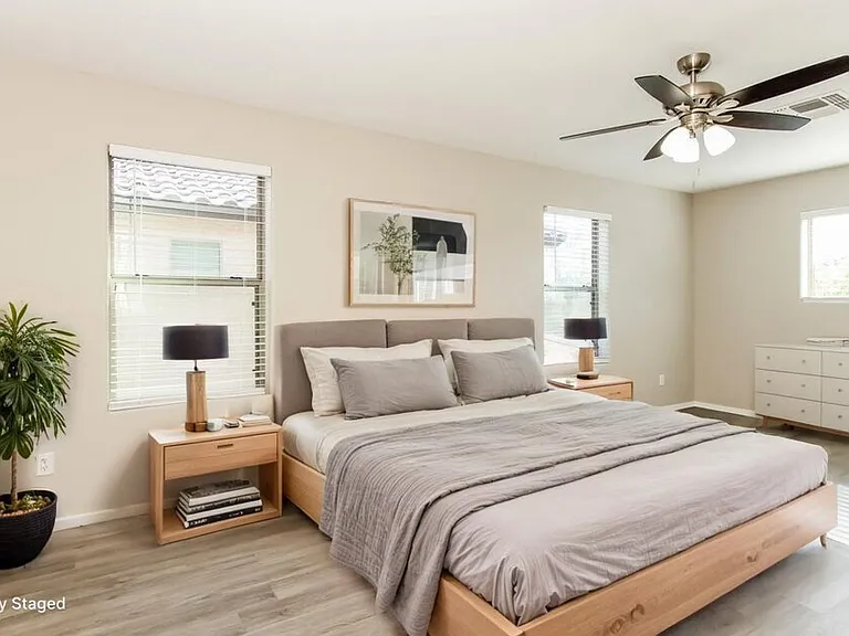 10225 W Camelback Rd #49 — Photo 9