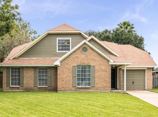 3202 Deer Trail Dr, Alvin, TX 77511
