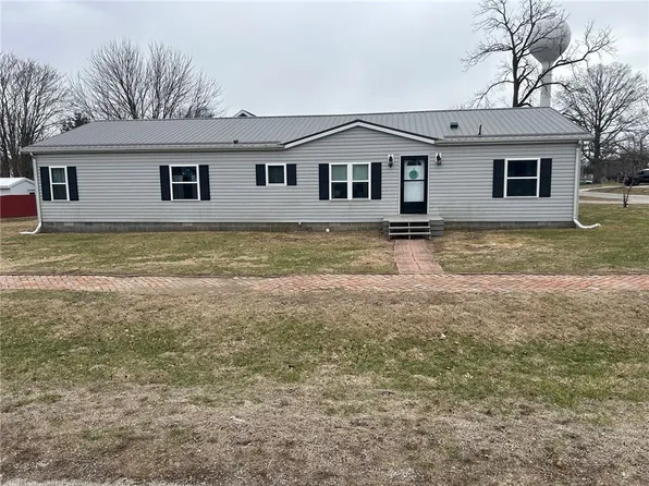 317 W Elm St, Westfield, IL 62474