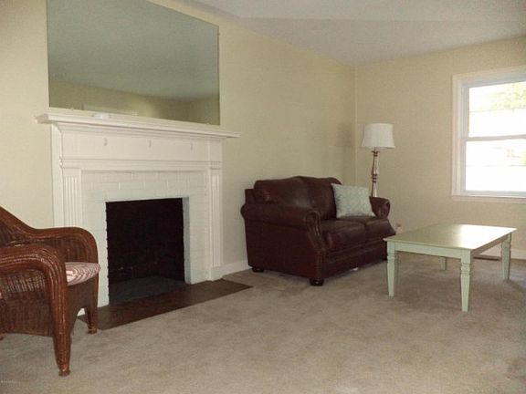 2nd image of 1711 Shepard St