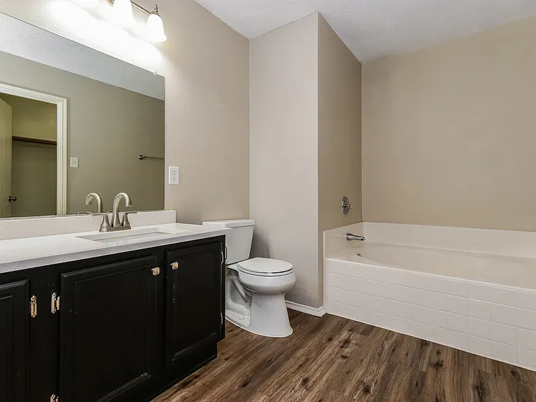 2316 Graystone Dr — Photo 12