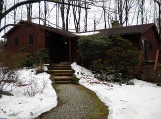 418 Lightfoot Dr, Downingtown, PA 19335