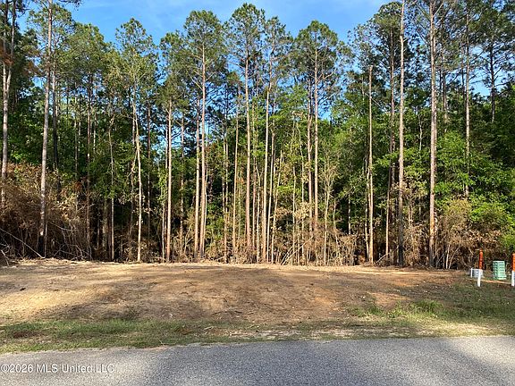 2nd image of Sweet Birch Dr Lot 177