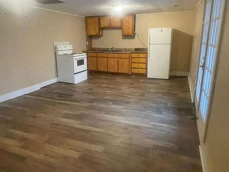 1804 Bunch St #B — Photo 2
