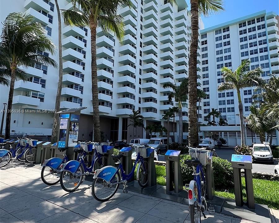 1st image of 2899 Collins Ave APT 610