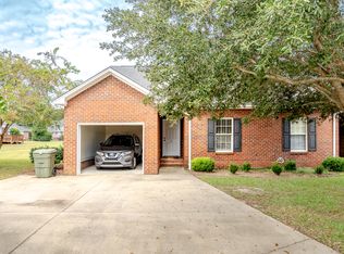 32 Beacon Ct, Sumter, SC 29154