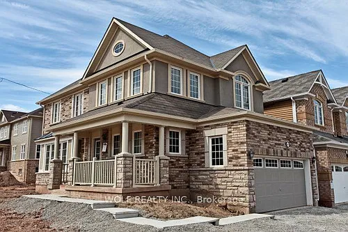 449 Tyrone Cres Photo 1