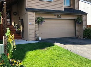 17730 Beaujolais Dr, Eagle River, AK 99577