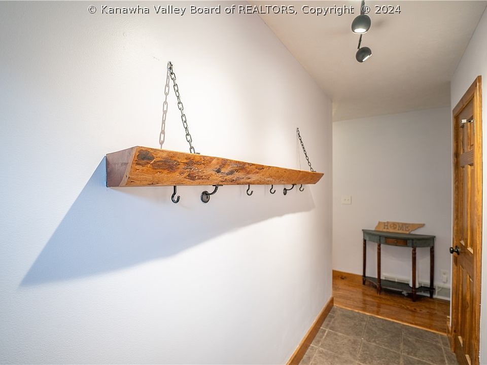 1718 Smith Rd, Charleston, WV 25314 Zillow