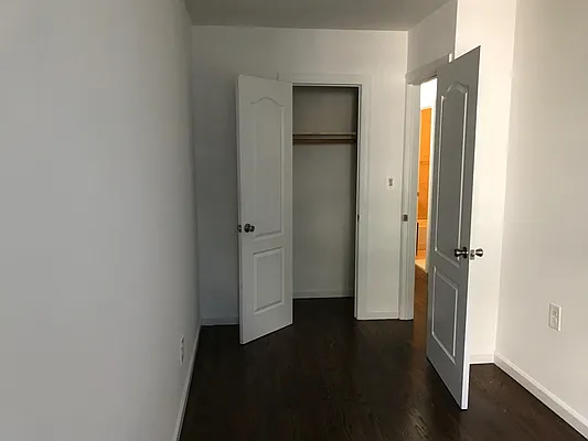 Rented by Premier Metro Realty Corp | media 48