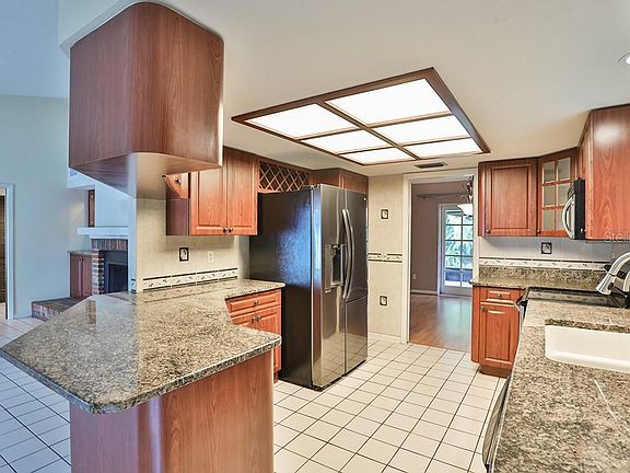5th image of 11720 Nicklaus Cir