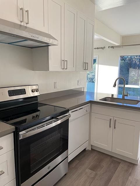 1st image of 650 Lake St