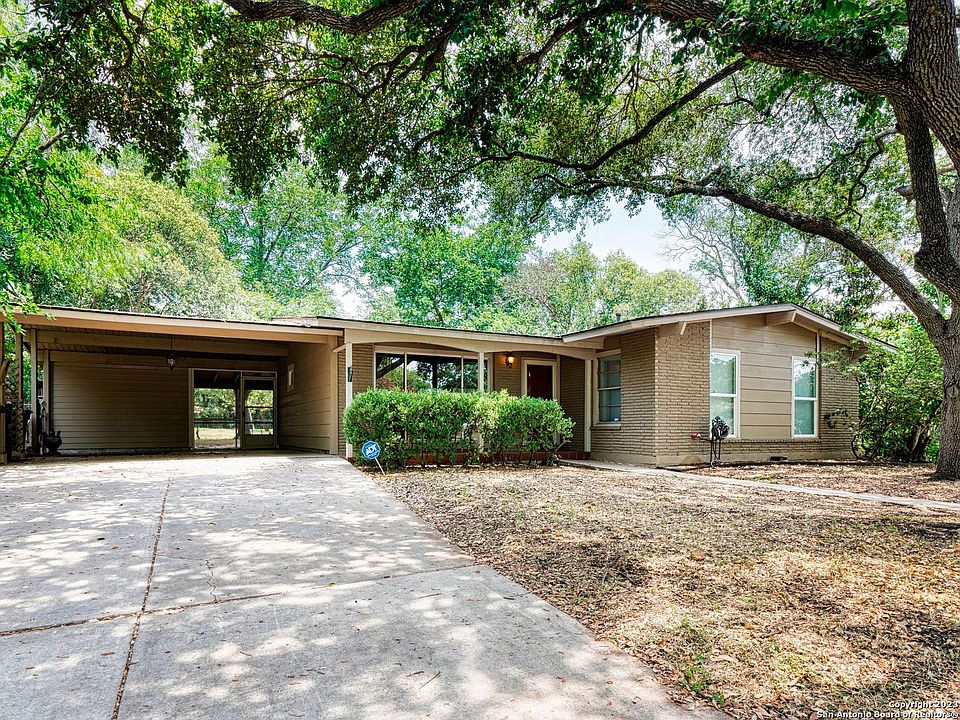 1st image of 2807 KNIGHT ROBIN DR