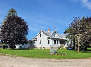 8388 Walrath Rd, Fremont, WI 54940