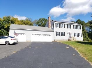 24 Fox Run Rd, Blackstone, MA 02019