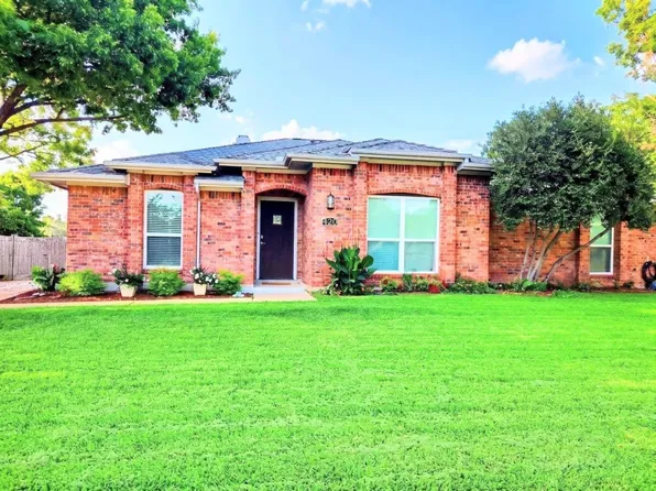 420 Cozby Ave, Coppell, TX 75019