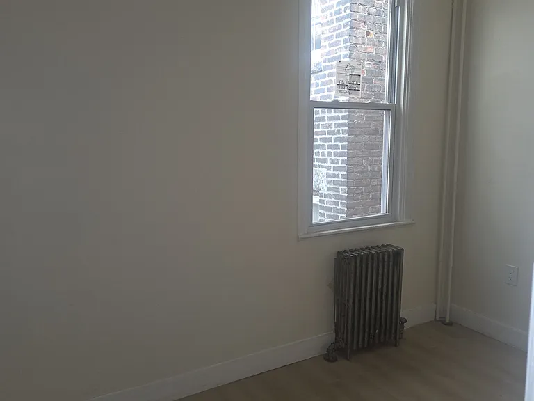 45 Linden St #1 — Photo 5