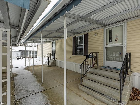 4th image of 13 Brookins Dr
