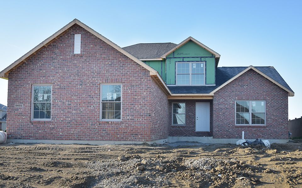1st image of 2621 Shady Tree Dr