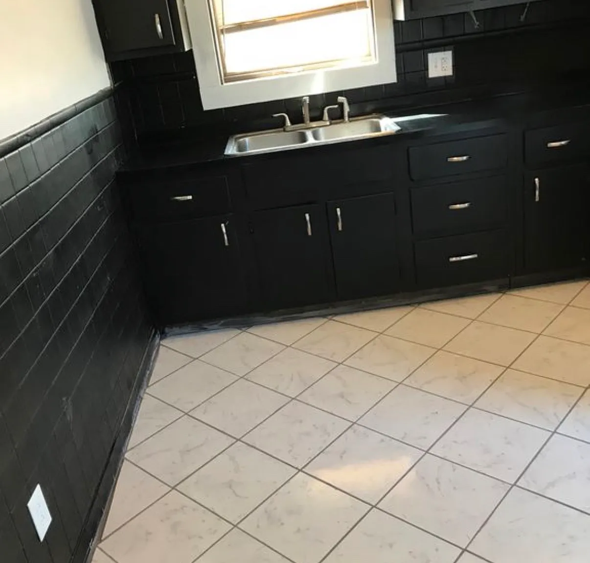 3 bed, $950 — Photo 2