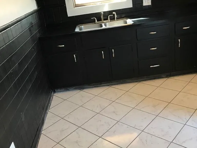 596 Sherman Ave — Photo 2