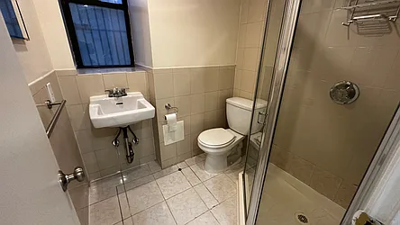 Rented by HOLTON REAL ESTATE INC.