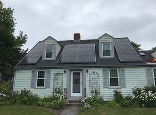 9 Oakland Ter, Mattapoisett, MA 02739
