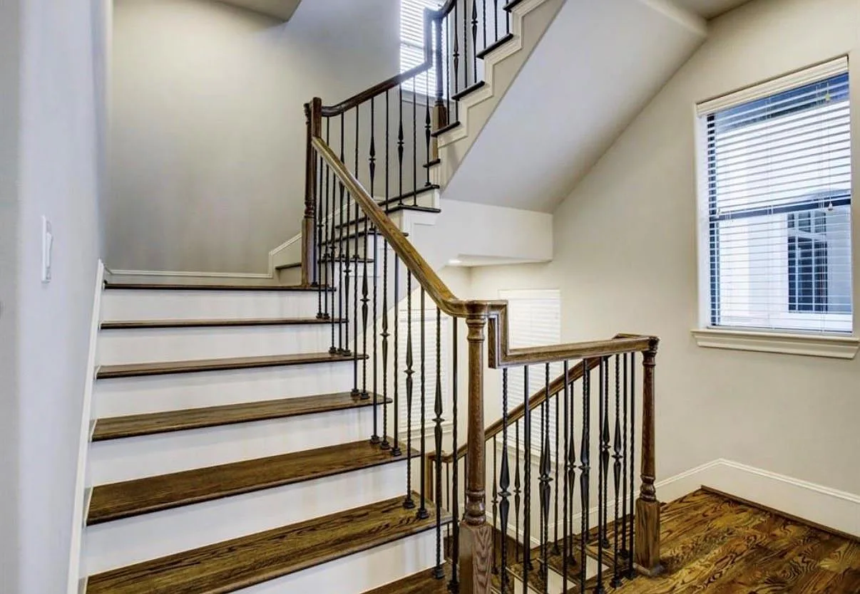 3 bed, 2.5 bath, 2217 sqft, $3,200 — Photo 4