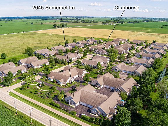 3rd image of 2045 Somerset Ln #2045