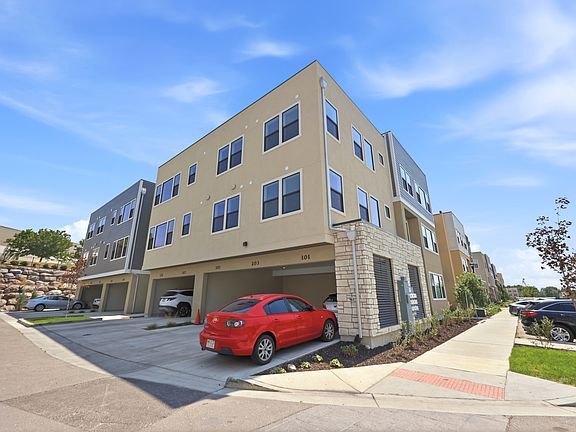 4th image of 8333 S Iris Lumi Ln #203