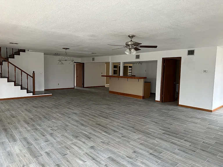 707 Tilden St — Photo 20