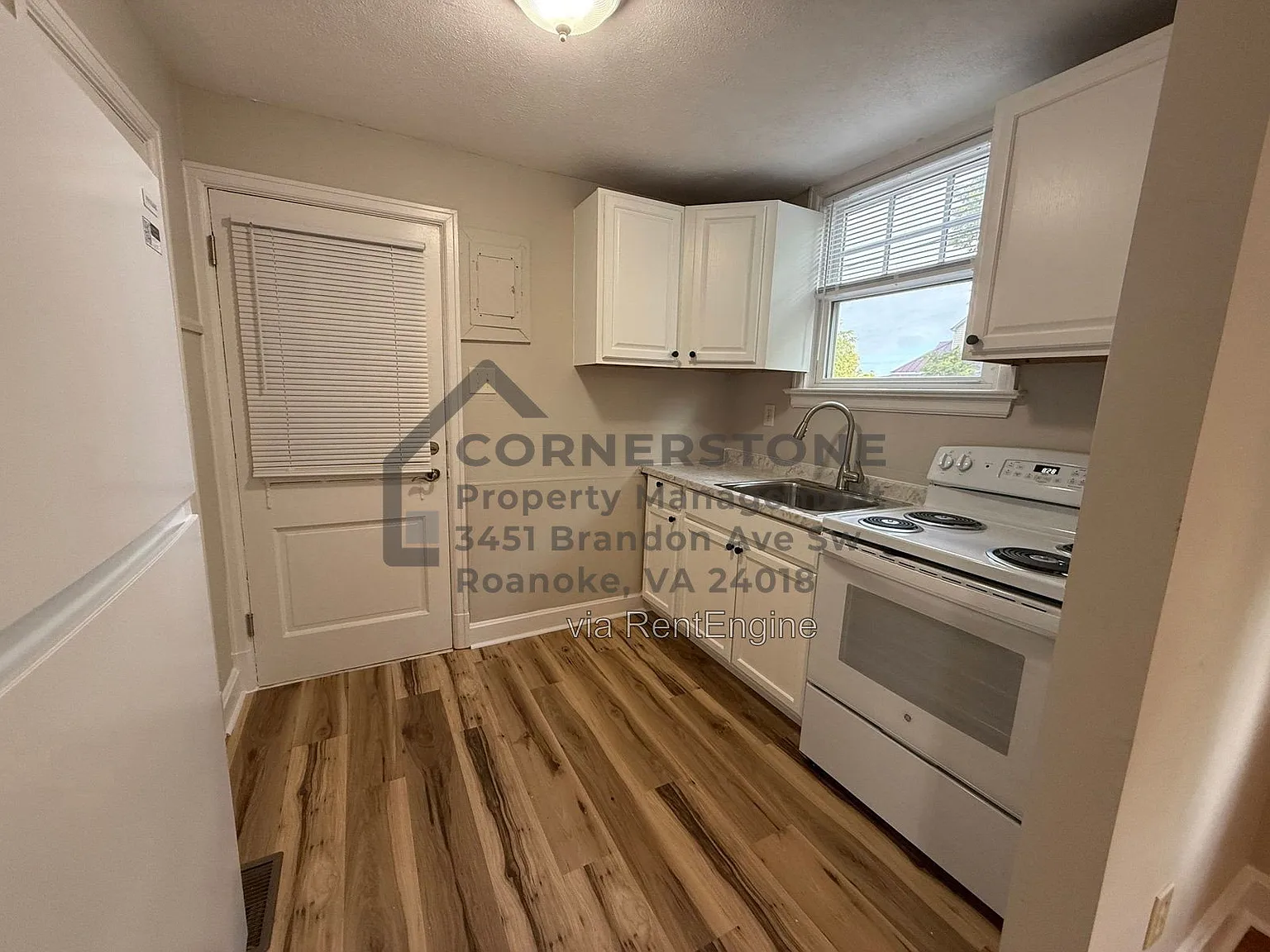 1 bed, 1.0 bath, 676 sqft, $995 — Photo 3