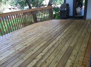512 Valley West Ct, West Des Moines, IA 50265