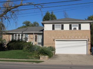 1421 N 5th Ave, Melrose Park, IL