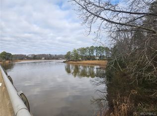 17119 Tidewater Trl, Tappahannock, VA 22560