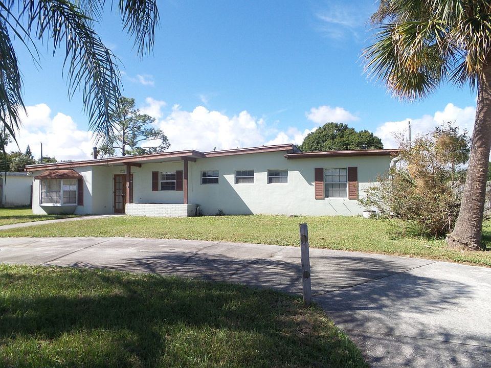 1st image of 2100 Palm Blvd