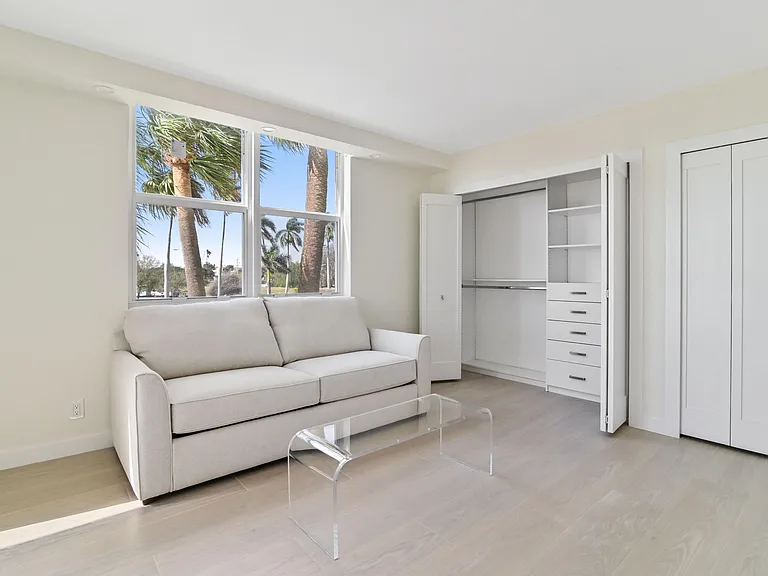 2600 N Flagler Dr #210 — Photo 17