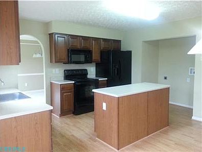5th image of 100 Brandy Mill Dr
